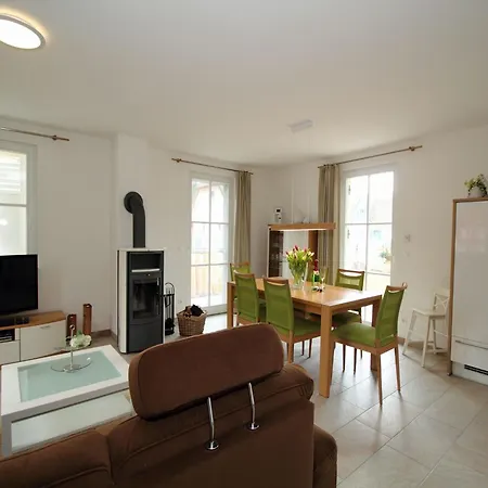 Reethaus Seeschwalbe * Glowe