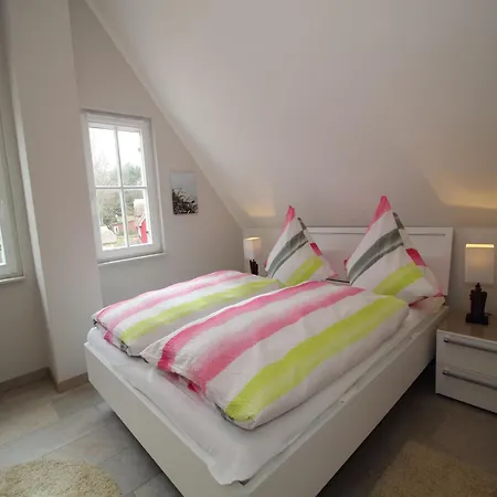 Reethaus Seeschwalbe Nyaraló